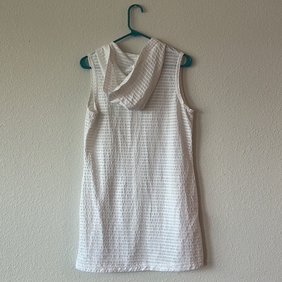 Adorable Swim Coverup - Picture 8 of 10